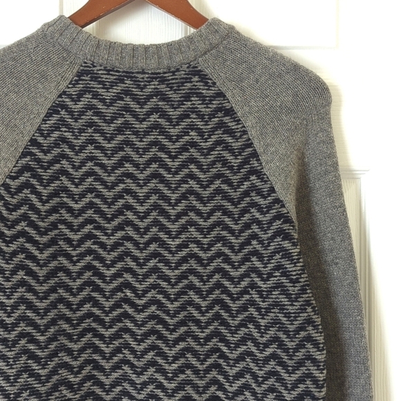 Madewell Merino Wool Reverse Herringbone Knit Crewneck Sweater Gray Navy XS - Picture 11 of 12